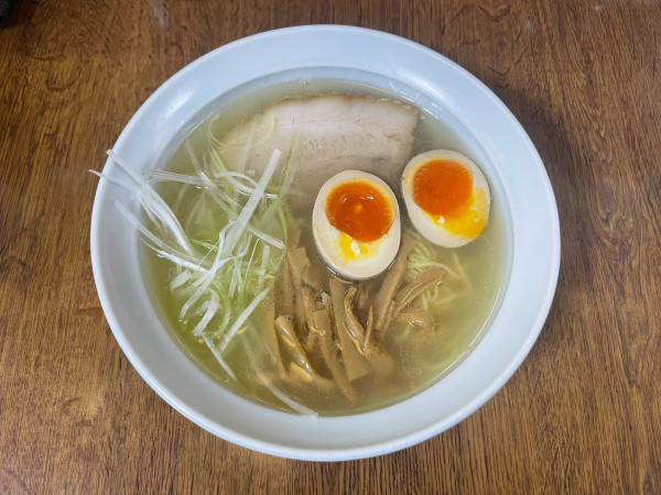 「河内の塩(¥880) 味玉(¥100)」@らーめん工房 RISEの写真