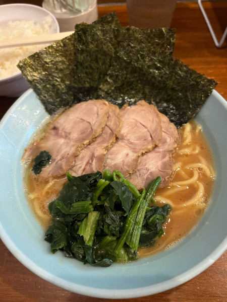 「チャーシューめん」@横浜家系ラーメン 家家家 飯田橋店の写真