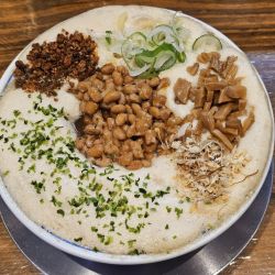 【限定】禁断の納豆そば＋かんおろポン飯　950＋100円