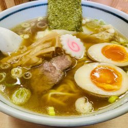 わんたんめん玉子入り【1040円】