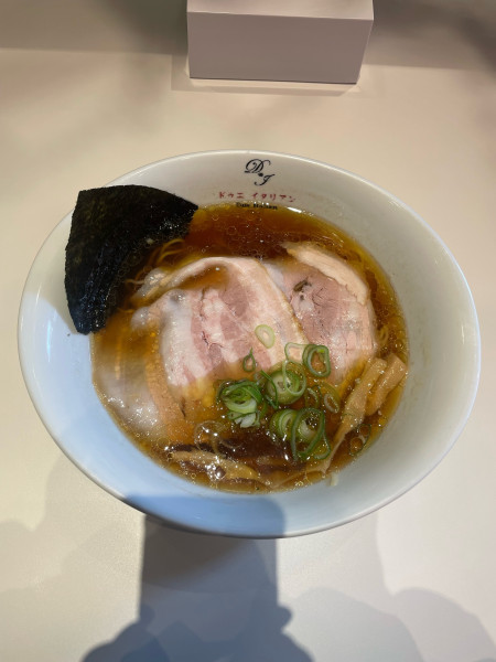 「醤油らぁ麺(1080円)」@らぁ麺 ドゥエイタリアン GINZA GUCHIの写真