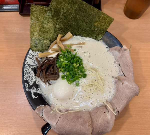 「味玉チャーシューメン」@博多一幸舎 博多デイトス店の写真