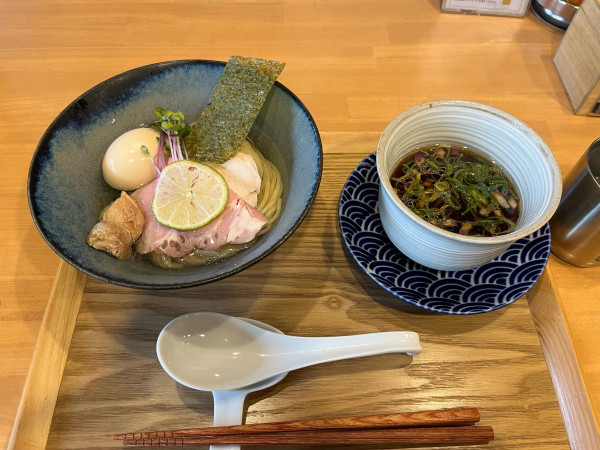 「特製熟成醤油の鰹昆布水つけ麺」@中華そば 樹々の写真
