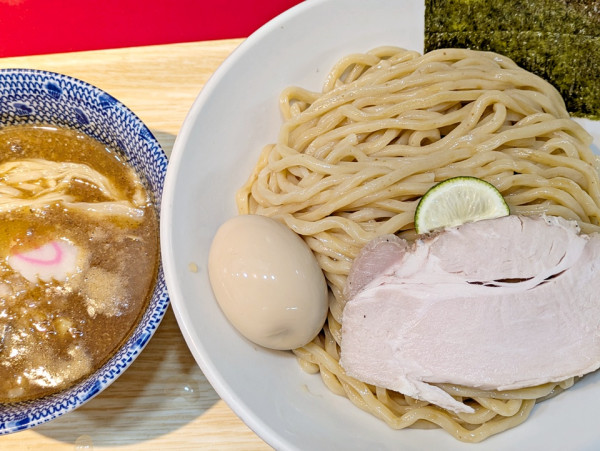 「豚骨魚介味玉つけ麺（中盛）」@濃厚タンメン かめしげの写真