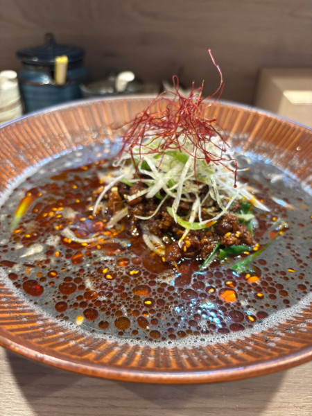 「黒胡麻担々麺」@屋号がない！担々麺の写真