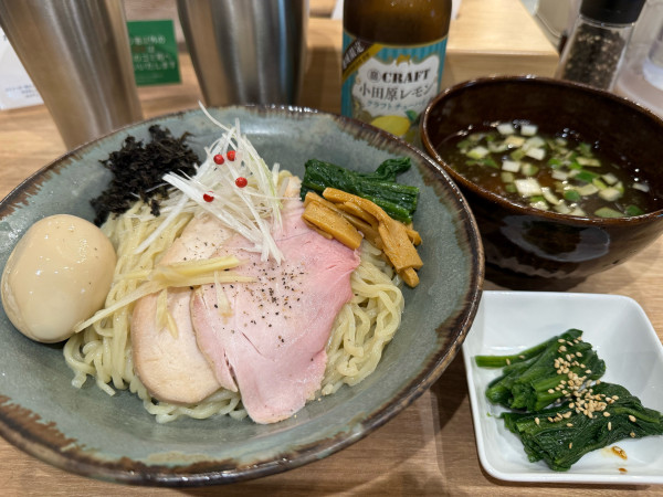「霧島鶏つけそば（醤油）」@自家製麺250の写真