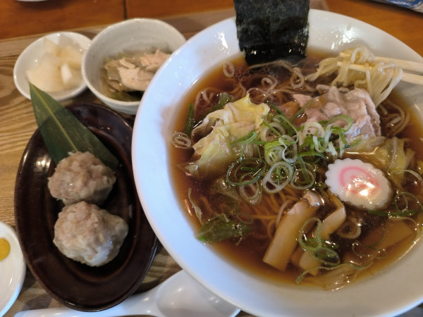 「ランチ 中華そば＆シュウマイセット(900)」@シュウマイキングの写真