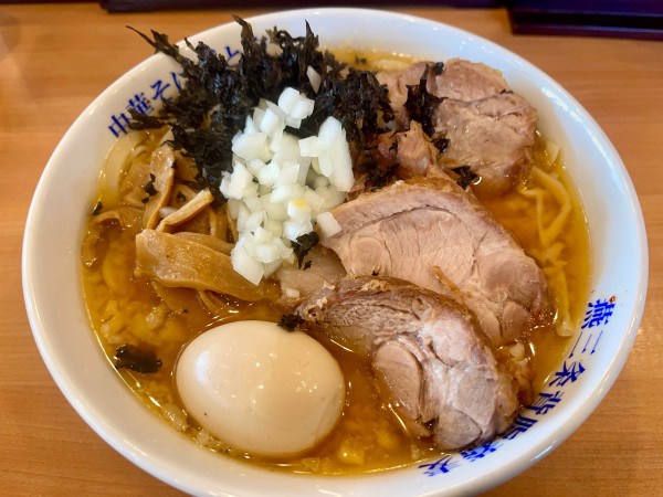 「特製ぎと家中華そば  大盛」@燕三条中華そば ぎと家 花崎店の写真