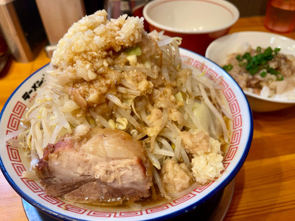 「豚ラーメン」@ラーメン☆ビリー 川越クレアモール店の写真