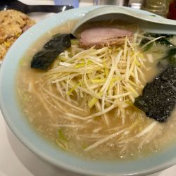 ネギラーメン    半チャーハン