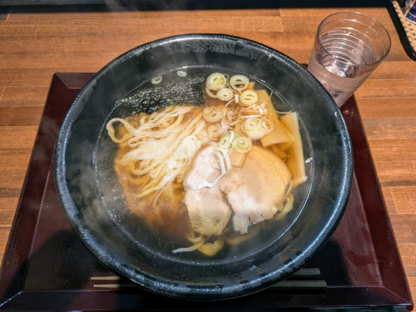 「ラーメン大盛り　1100円」@百舌の写真