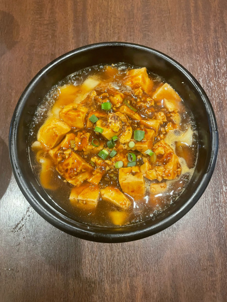 「麻婆豆腐土鍋刀削麺(890円)」@龍上海の写真