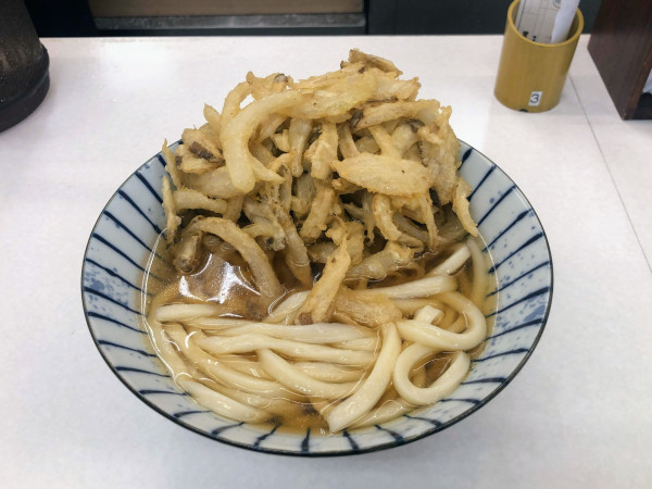 「ごぼうかき揚げうどん・温かけ」@ふたば製麺 祖師ヶ谷大蔵店の写真