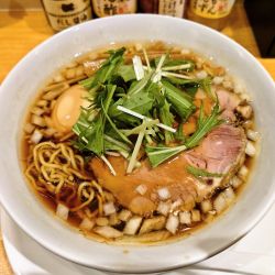 らぁ麺『黒』＋うんめぇ餃子３個