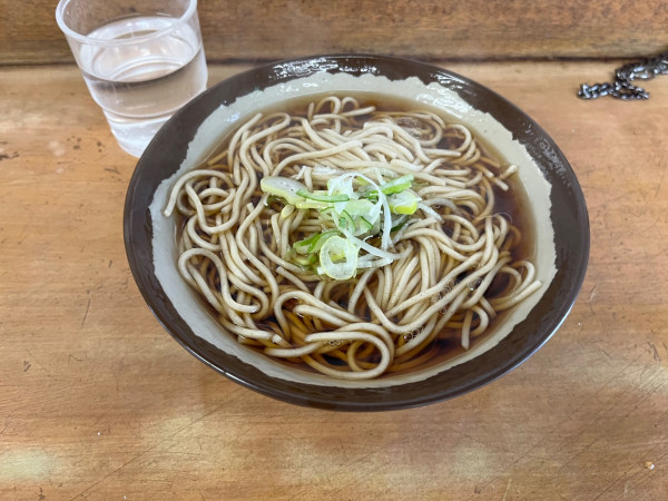 「かけそば290円」@金町そばの写真