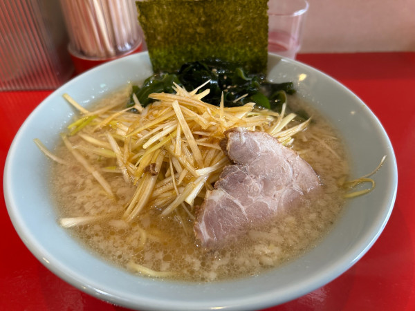 「ネギラーメン　950円」@ラーメンショップ ○化 土浦店の写真