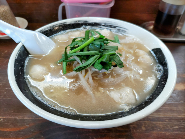 「もつらーめん 950円」@らーめん神の写真