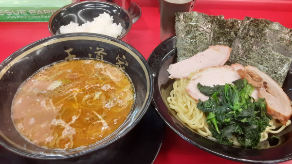 「チャーシューつけ麺　半ライス　バラチャー」@IEKEI_TOKYO 王道家直系の写真