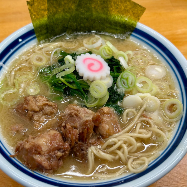 「濃厚真鯛塩らーめん」@らーめん 護什番の写真