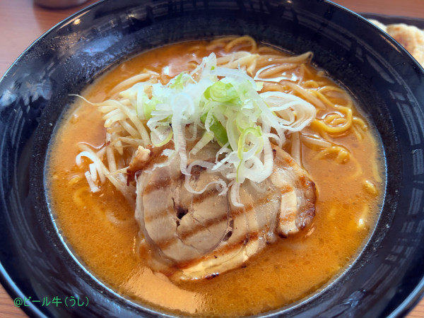 「味噌ラーメン、半チャーハンと餃子セット(880円＋660円)」@かすが堂 川口店の写真