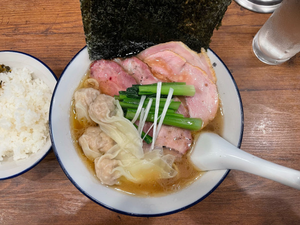 「ワンタンチャーシューメン ¥1500」@豚骨 蒼翔の写真