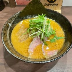 牛骨味噌ラーメン980円