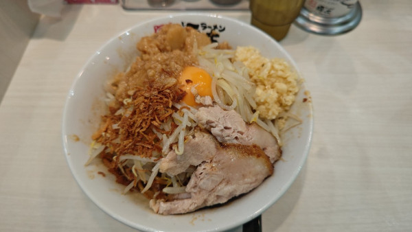 「汁なしラーメン（中）」@ラーメン 豚っちの写真