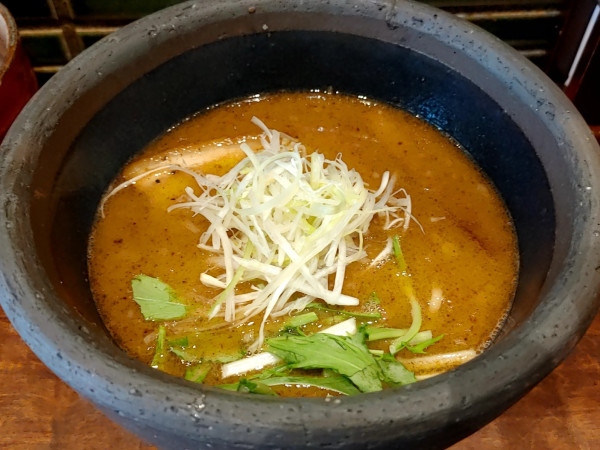 「らぁめん（醤油：1,000円）」@俺の創作らぁめん 極や 上野広小路店の写真