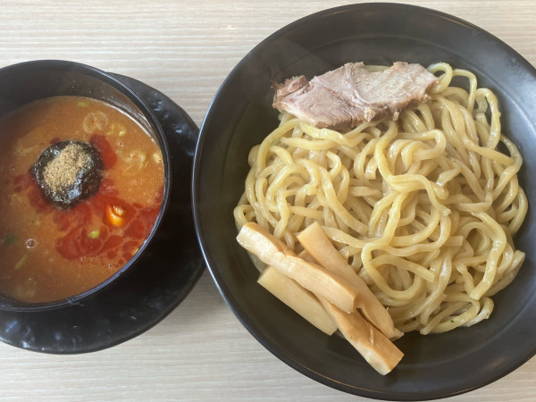 「辛つけ麺990円他」@横浜家系ラーメン 印西家の写真