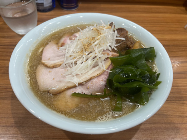 「煮干し塩ラーメン」@中華そば 西川の写真