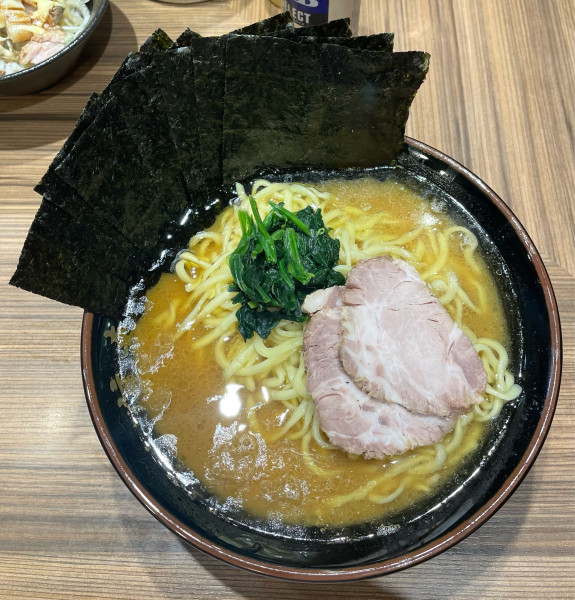 「ラーメン」@横浜らーめん渡来武 総本店の写真