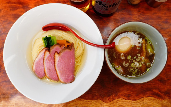 「【限定】鴨出汁 昆布水つけ麺＋煮玉子＋瓶ビール」@三馬路 東京店の写真