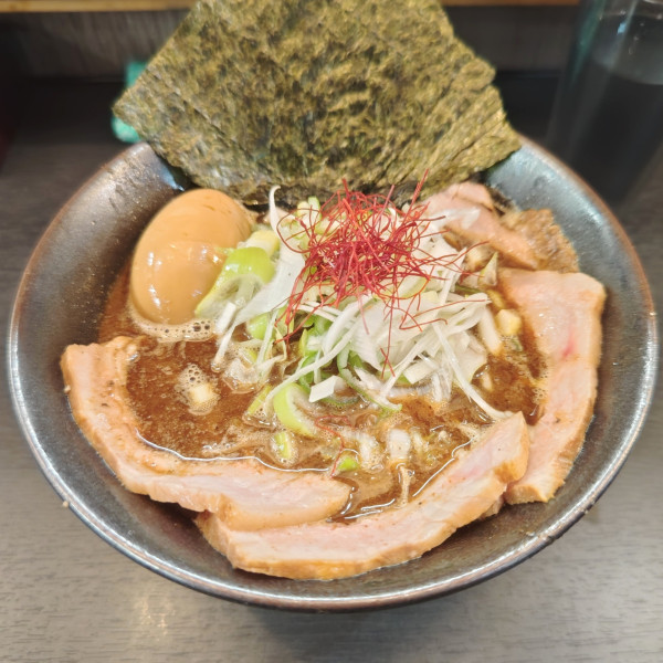 「特製 焼きあごらーめん」@麺屋なにがしの写真