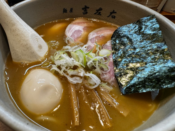 「味玉ラーメンチャーシュートッピング」@麺屋吉左右の写真