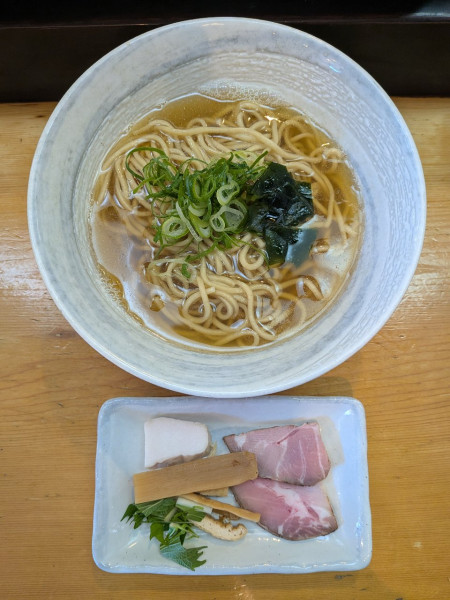 「いりこそば」@讃岐ラーメン 香麦の写真