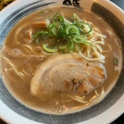 ばり馬ラーメン 825円