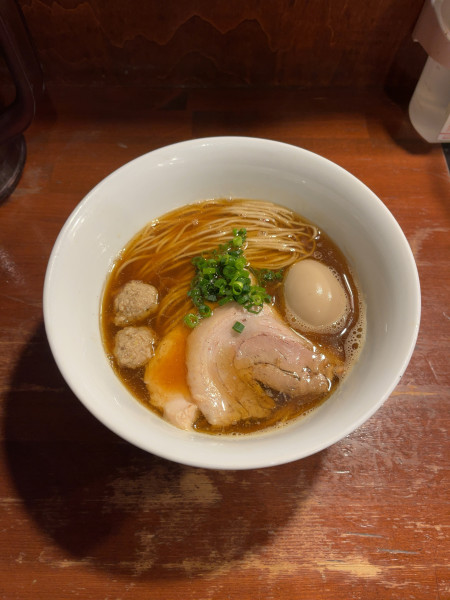 「味玉醤油（1250円）」@麺や 而今 大東本店の写真