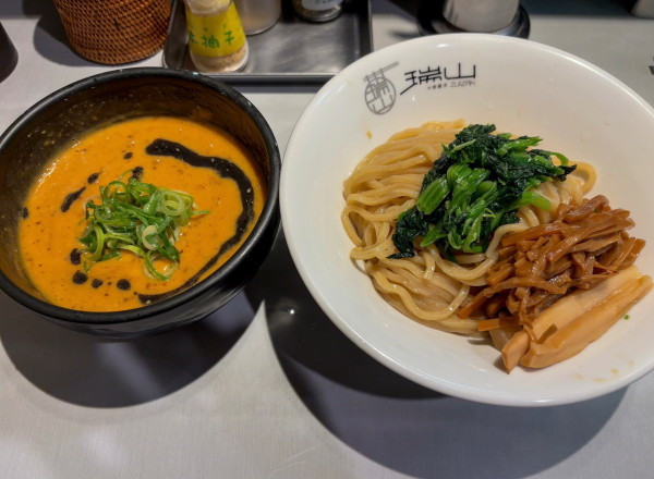 「黒担々つけ麺 (メンマトッピング)」@中華蕎麦 瑞山（ZUIZAN）の写真