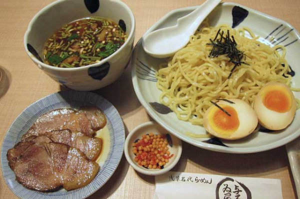 「ちゃーしゅうざるらーめん　1,300円＋味玉　200円」@与ろゐ屋の写真