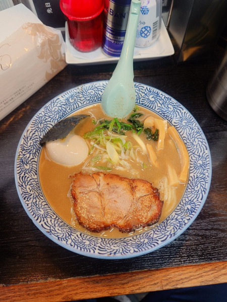 「味玉らーめん（豚骨醤油）」@麺屋 青山 本店の写真
