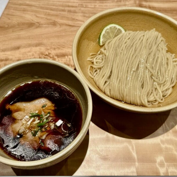 醤油つけ麺（1200円）
