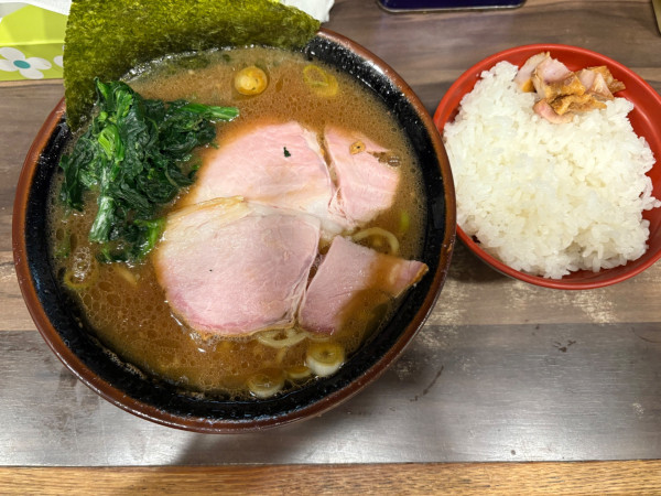 「ラーメン」@神田ラーメン わいず 神田本店の写真