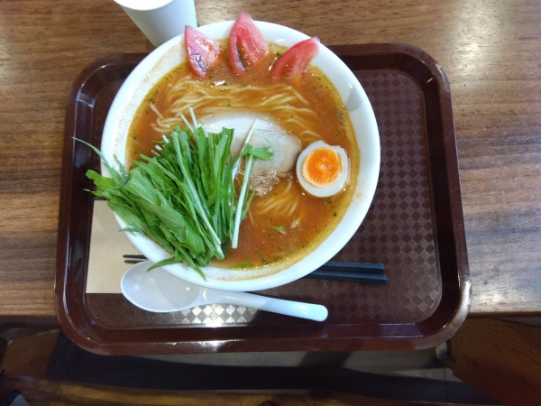 「トマトらーめん」@らーめん 愛彩流の写真