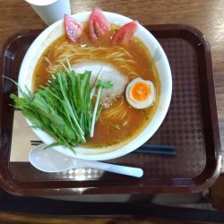 トマトらーめん
