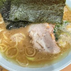 ラーメン並1000円