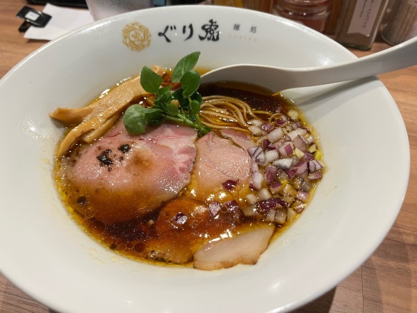 「醤油ラーメン」@麺処 ぐり虎 広島ミナモア店の写真