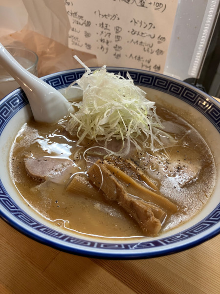 「ラーメン 900円」@煮干しらーめん19の写真