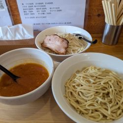 辛つけ麺400g+肉1枚