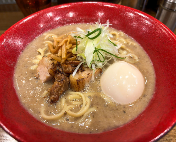 「極濃豚骨」@麺屋 栩羚廚 中目黒店の写真