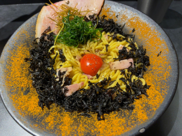 「鶏ニボ混ぜそば」@Ramen Jazzy Beatsの写真